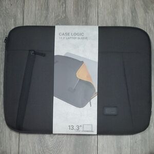 13.3" Black Laptop Sleeve